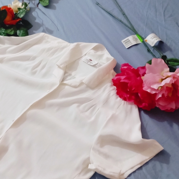 Vtg Worthington Essentials white short sleeve button up blouse size 16M - Picture 3 of 6